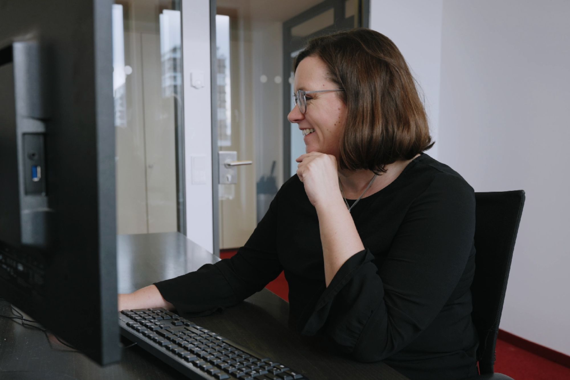 Adelta Kundenservice Ansprechpartnerin Adelta Kundenservice Ansprechpartnerin